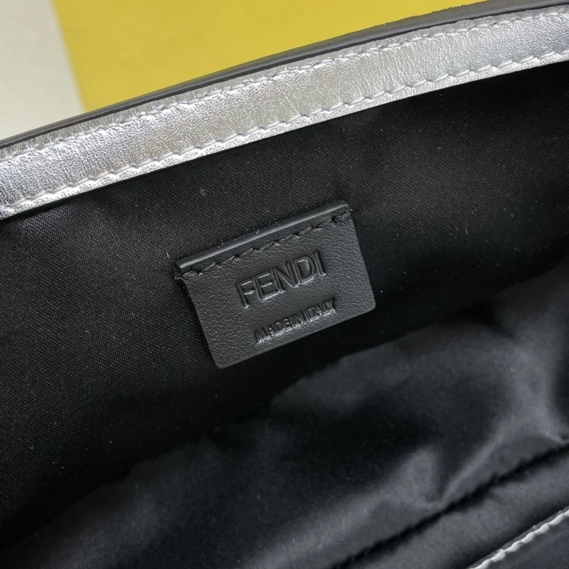 F**di baguette bags 4370-0277