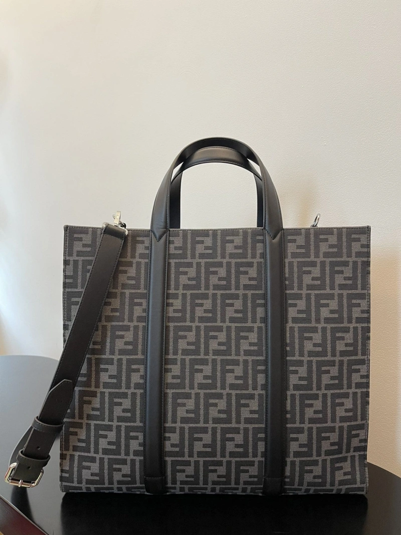 F**di shopping bags 4370-0286