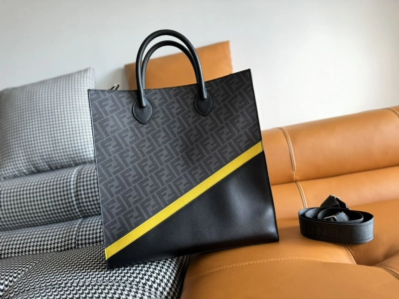 F**di shopping bags 4370-0301