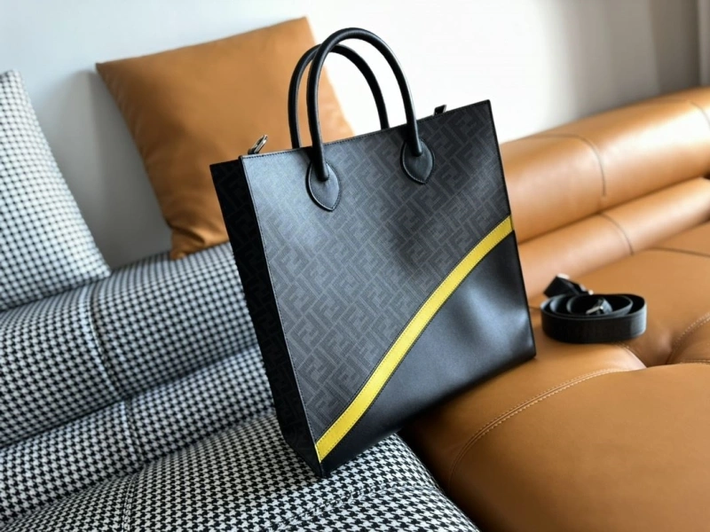 F**di shopping bags 4370-0301
