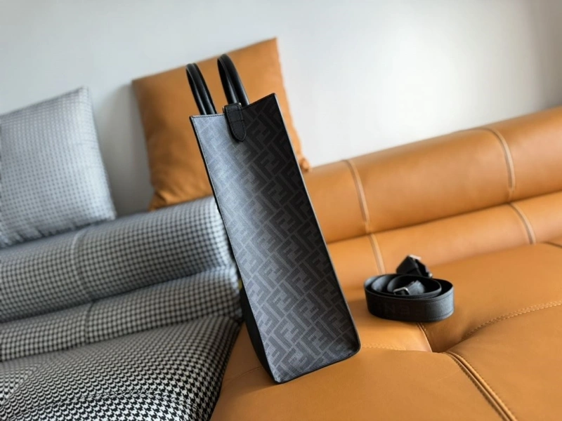 F**di shopping bags 4370-0301