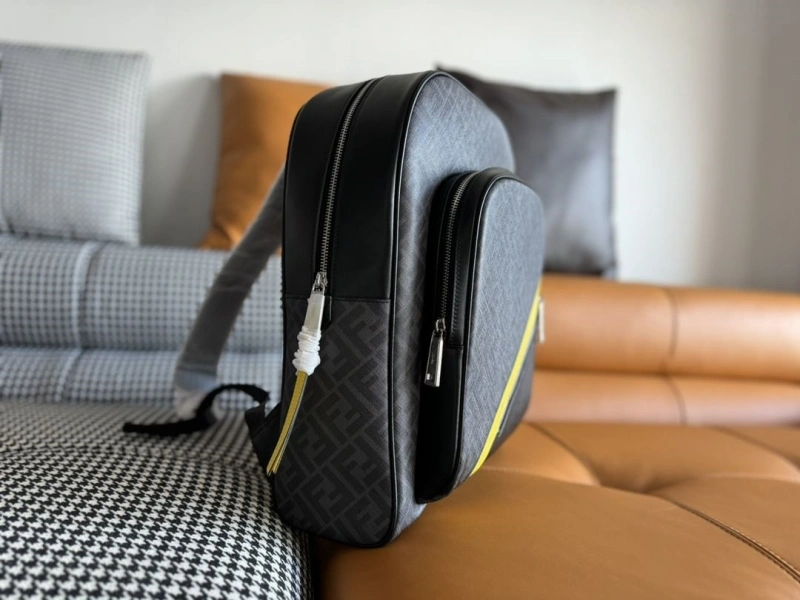 F**di backpacks 4370-0304