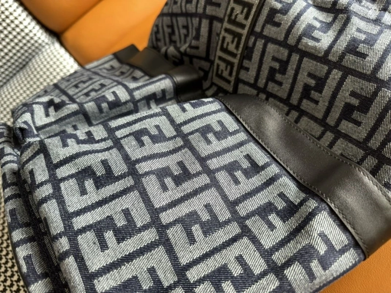 F**di backpacks 4370-0307
