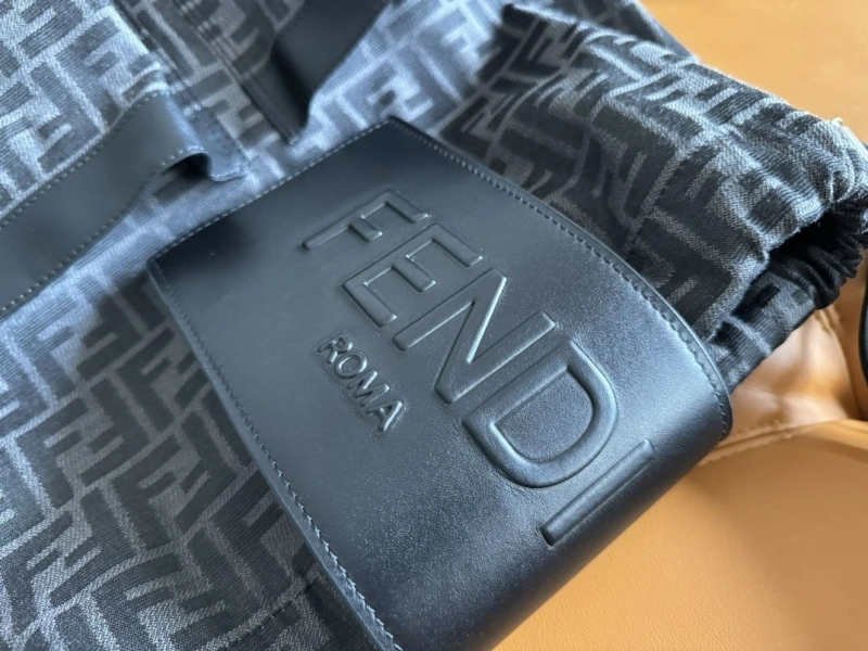 F**di backpacks 4370-0308