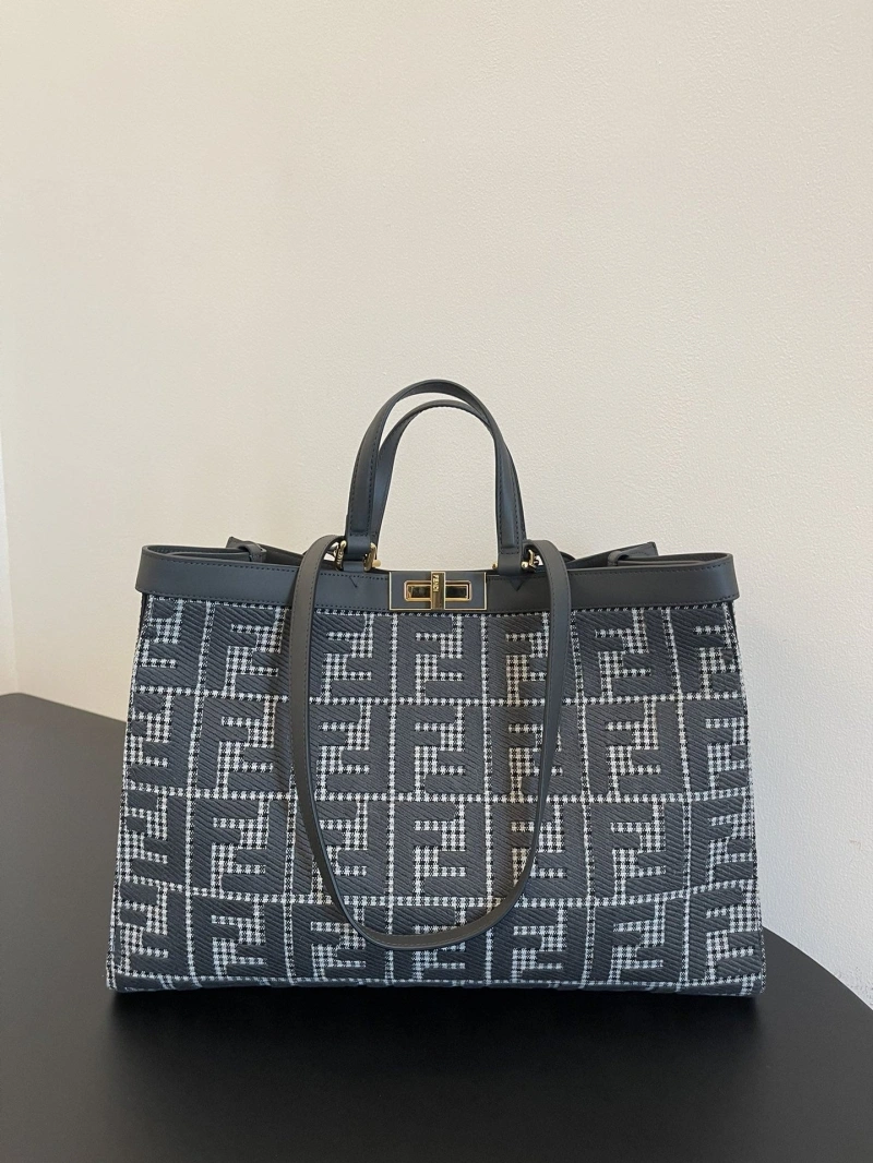 F**di shopping bags 4370-0331