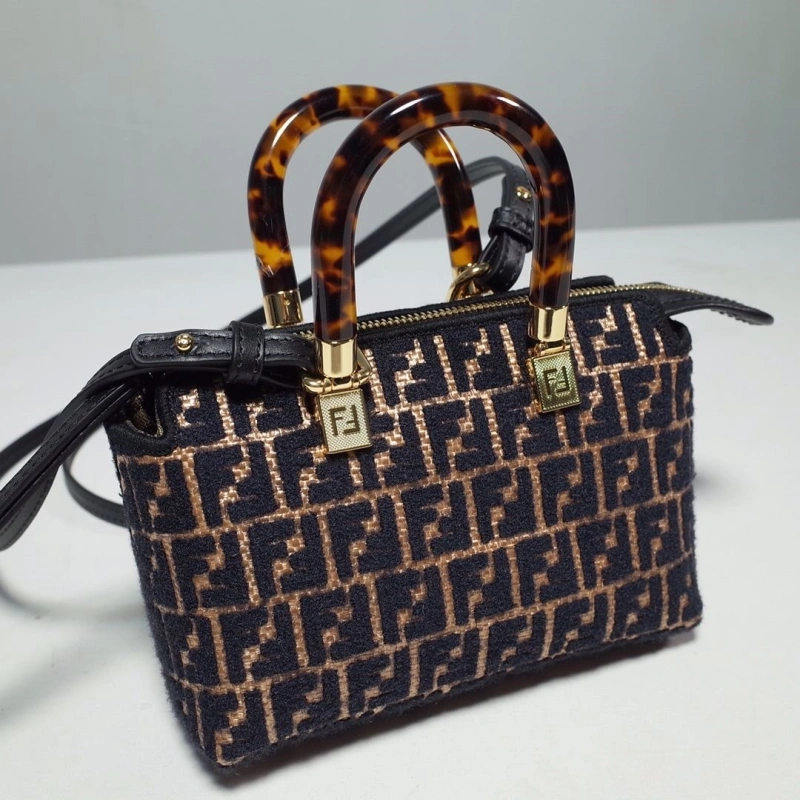 F**di top handle bags 4370-0336