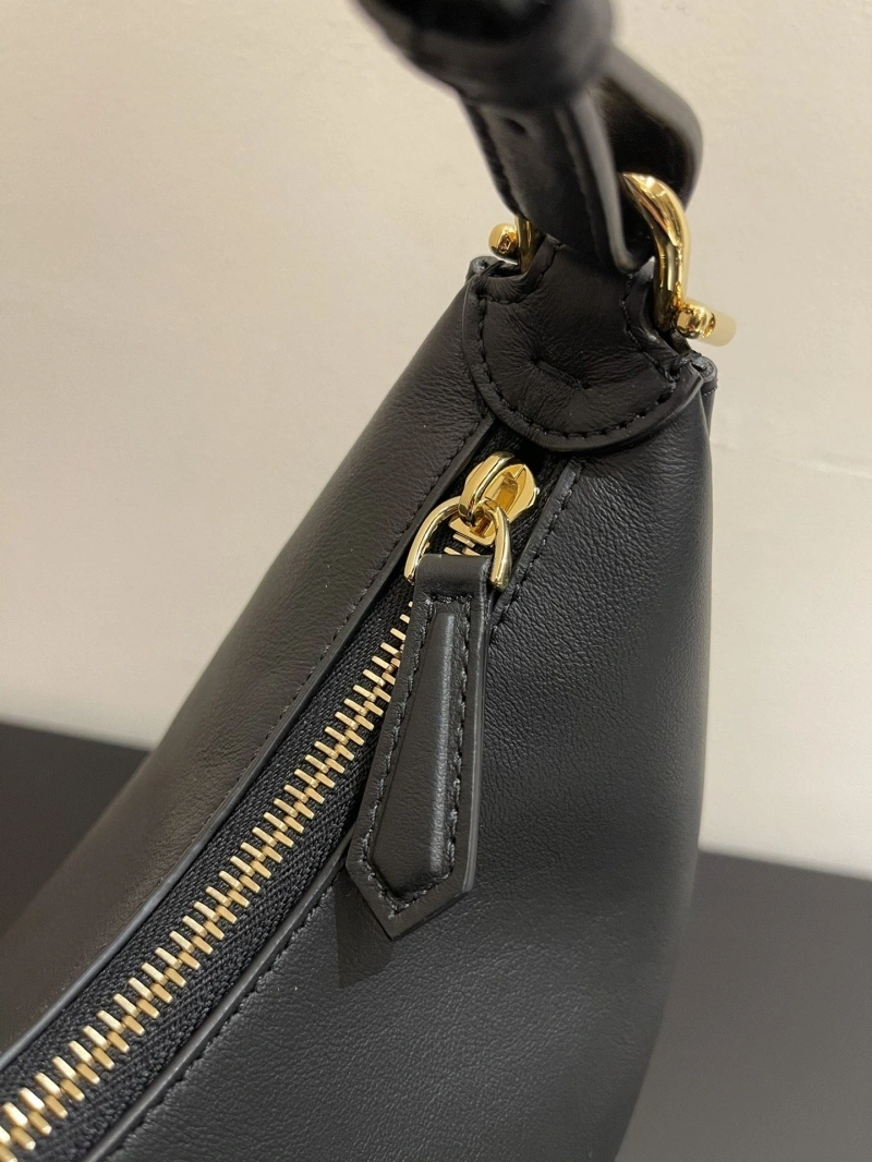 F**di top handle bags 4370-0337