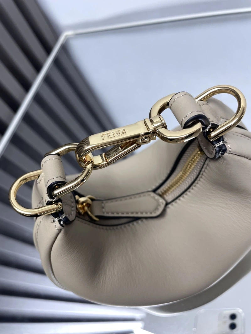 F**di top handle bags 4370-0351
