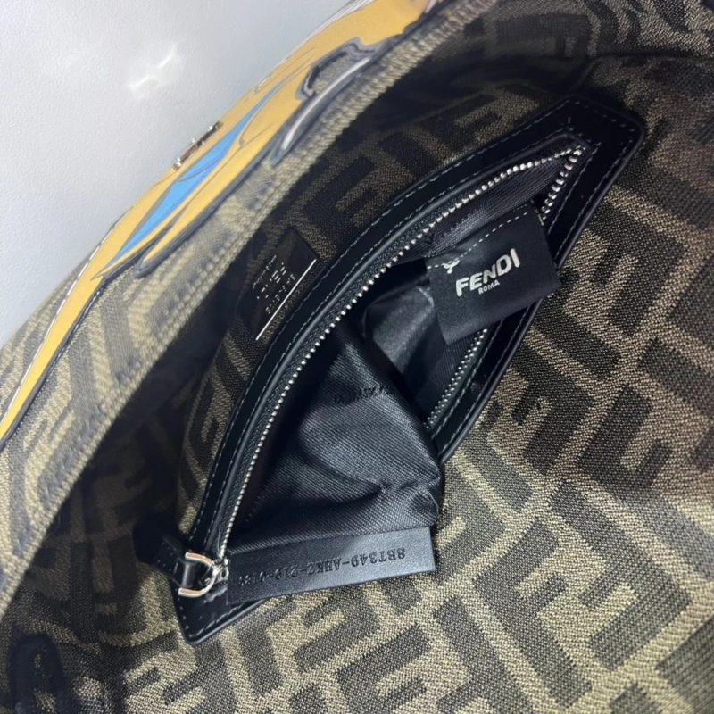 F**di baguette bags 4370-0369