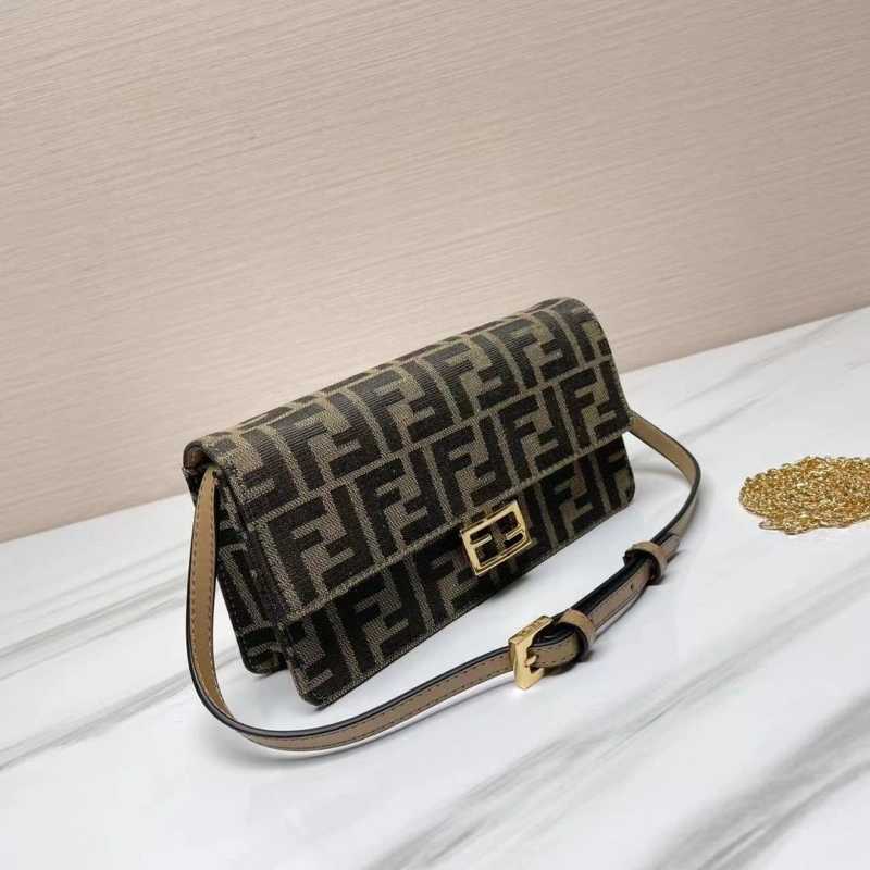 F**di baguette bags 4370-0391