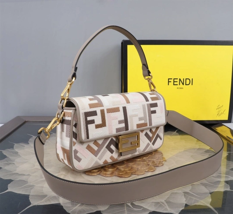 F**di baguette bags 4370-0396