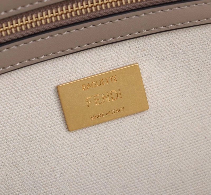 F**di baguette bags 4370-0396