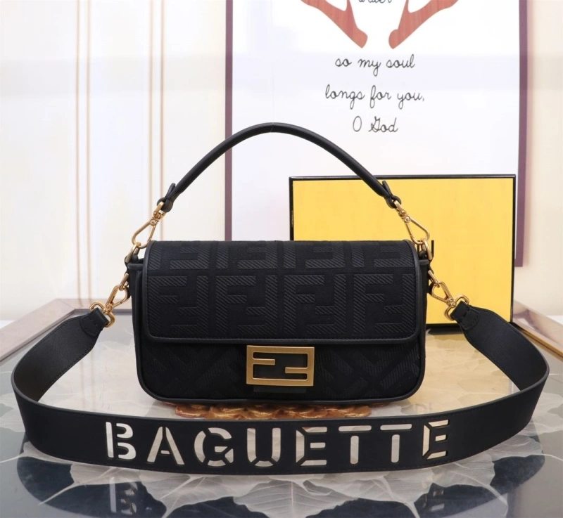 F**di baguette bags 4370-0398
