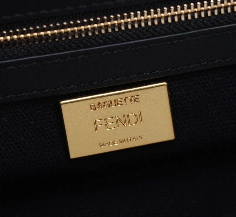 F**di baguette bags 4370-0398