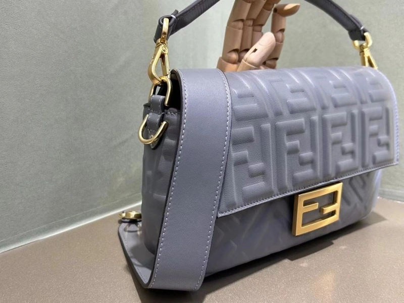 F**di baguette bags 4370-0592