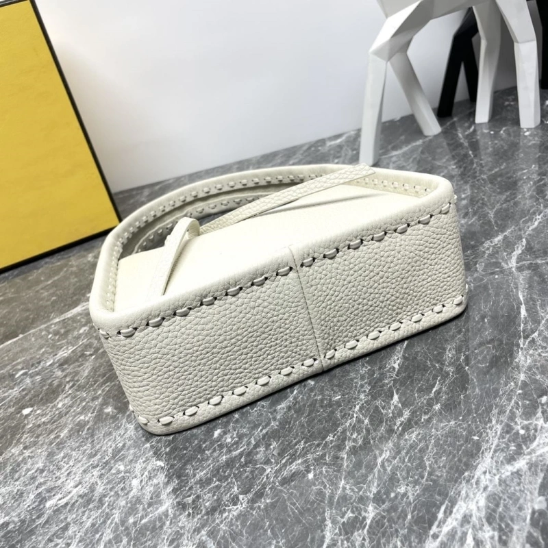 F**di top handle bags 4370-0601