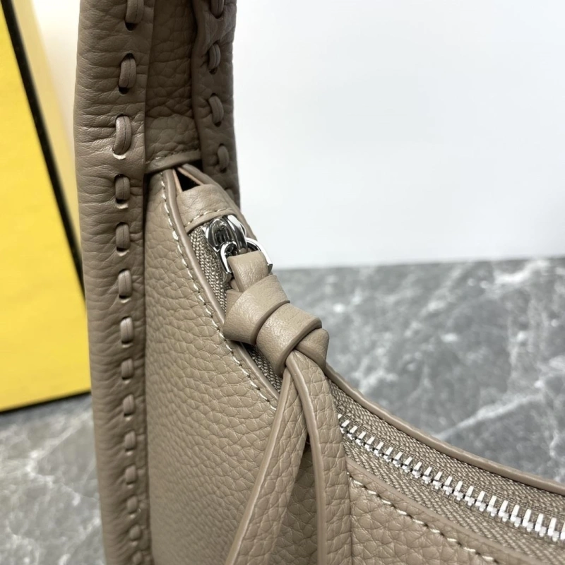 F**di top handle bags 4370-0602