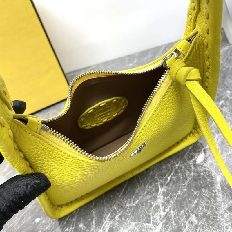 F**di top handle bags 4370-0603