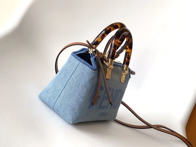 F**di top handle bags 4370-0643