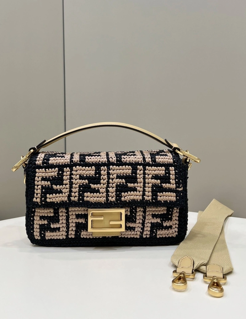 F**di baguette bags 4370-0644
