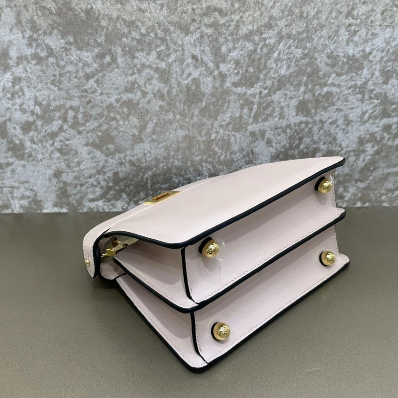 F**di top handle bags 4370-0650