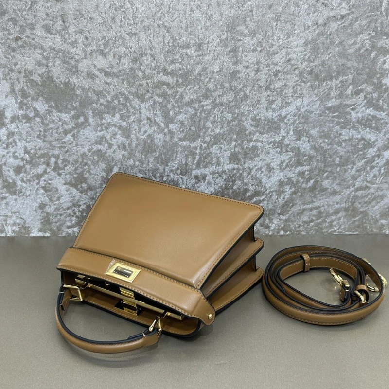 F**di top handle bags 4370-0652