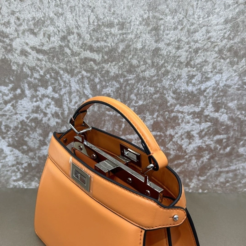 F**di top handle bags 4370-0658
