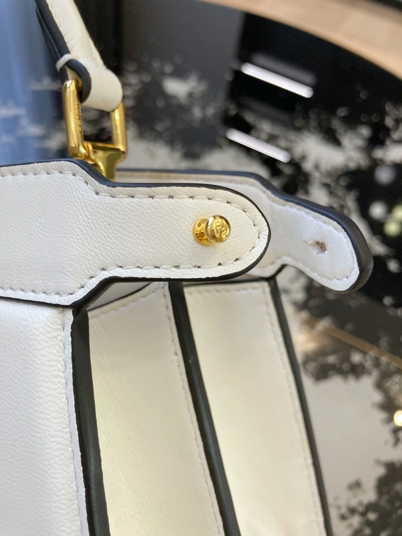F**di top handle bags 4370-0660