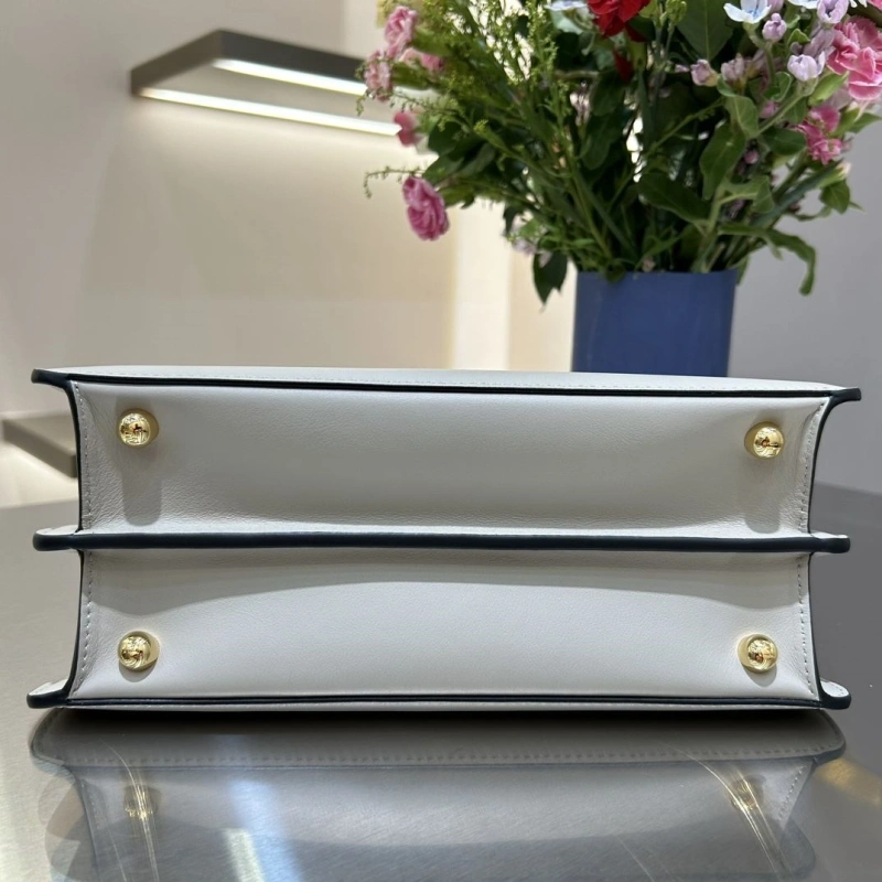 F**di top handle bags 4370-0668