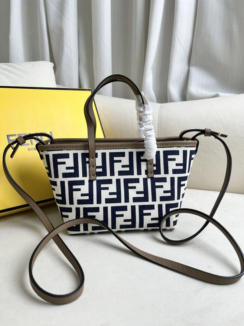 F**di shopping bags 4370-0669