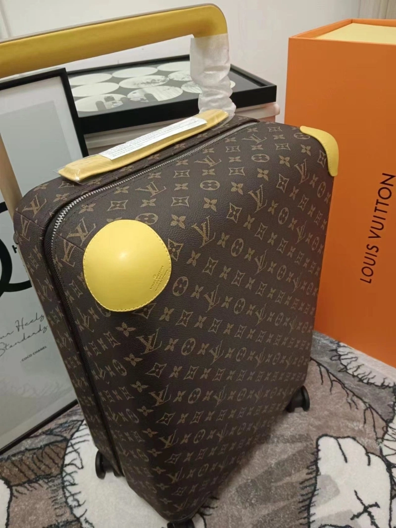 LV Suitcase 4461-0002
