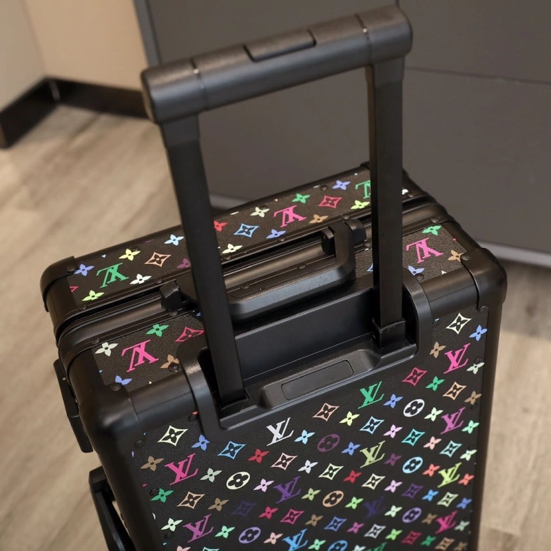 LV Suitcase 4461-0004