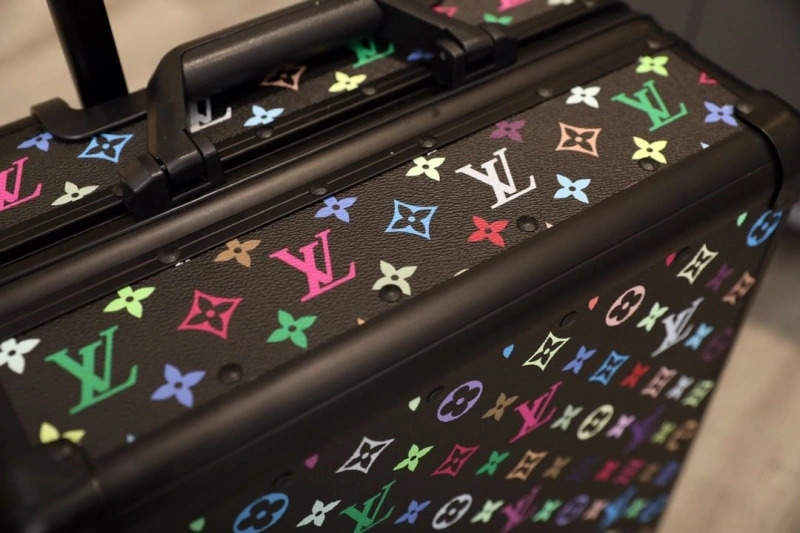 LV Suitcase 4461-0004