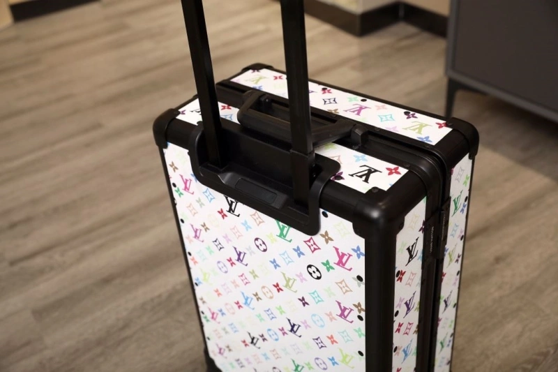 LV Suitcase 4461-0005
