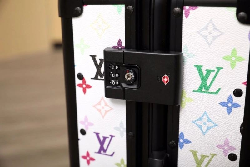 LV Suitcase 4461-0005