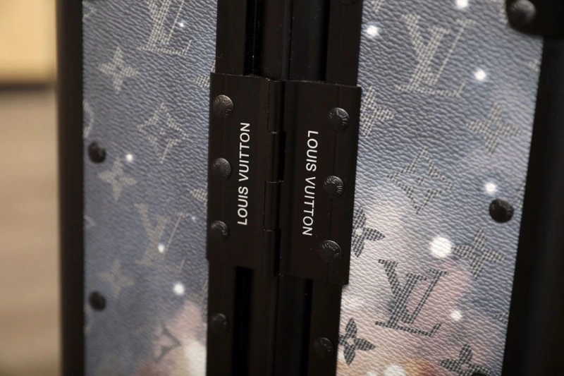 LV Suitcase 4461-0006