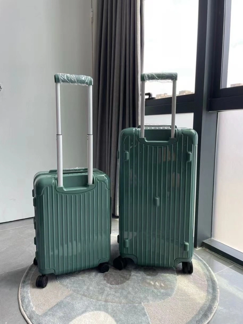 R1m0wa suitcase 4461-0011