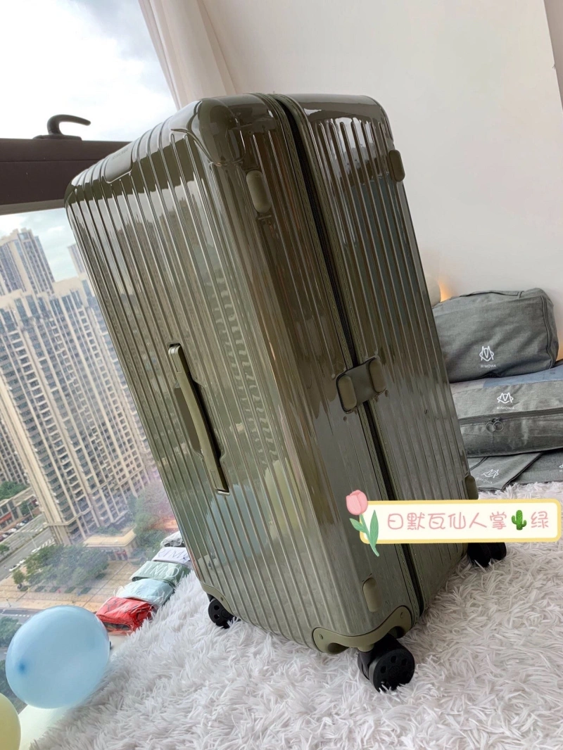 R1m0wa suitcase 4461-0024