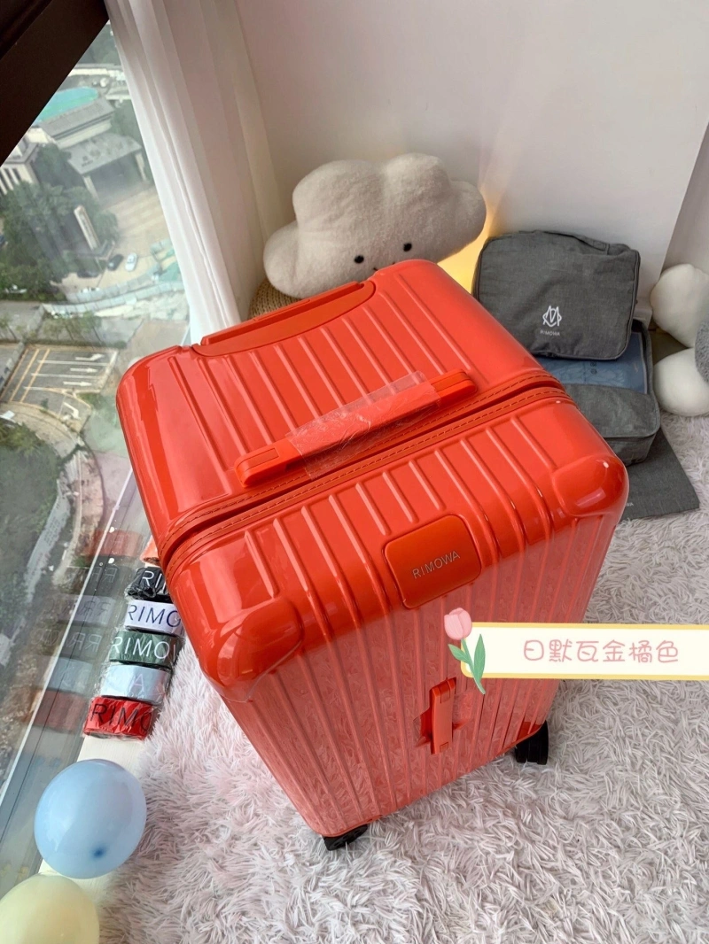 R1m0wa suitcase 4461-0026