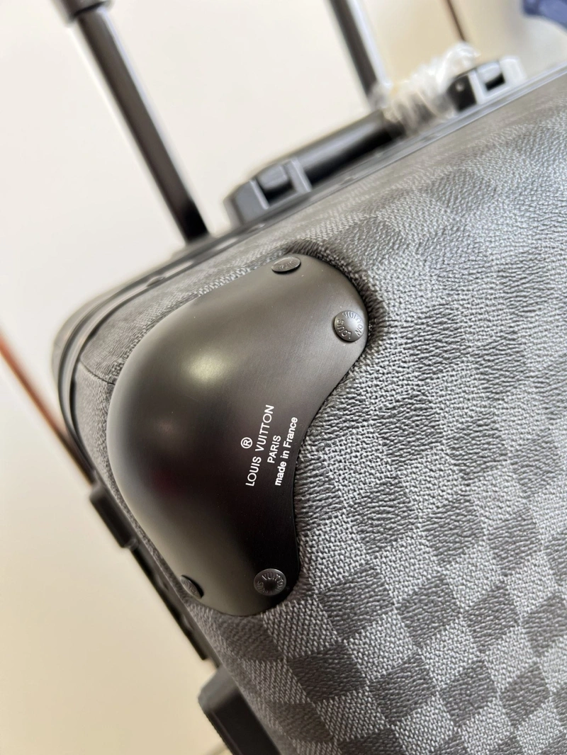 LV Suitcase 4461-0032