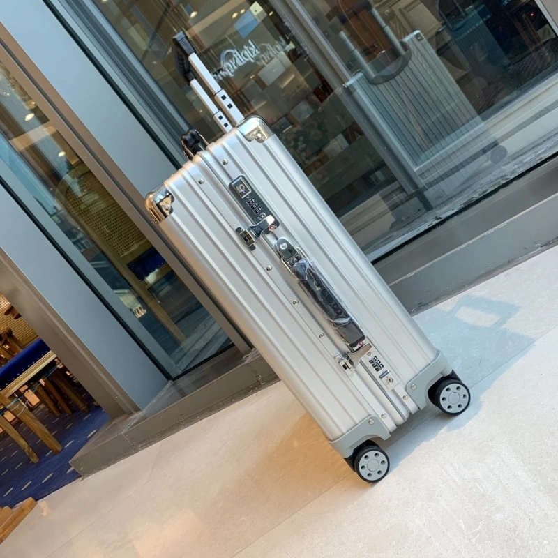 R1m0wa suitcase 4461-0041