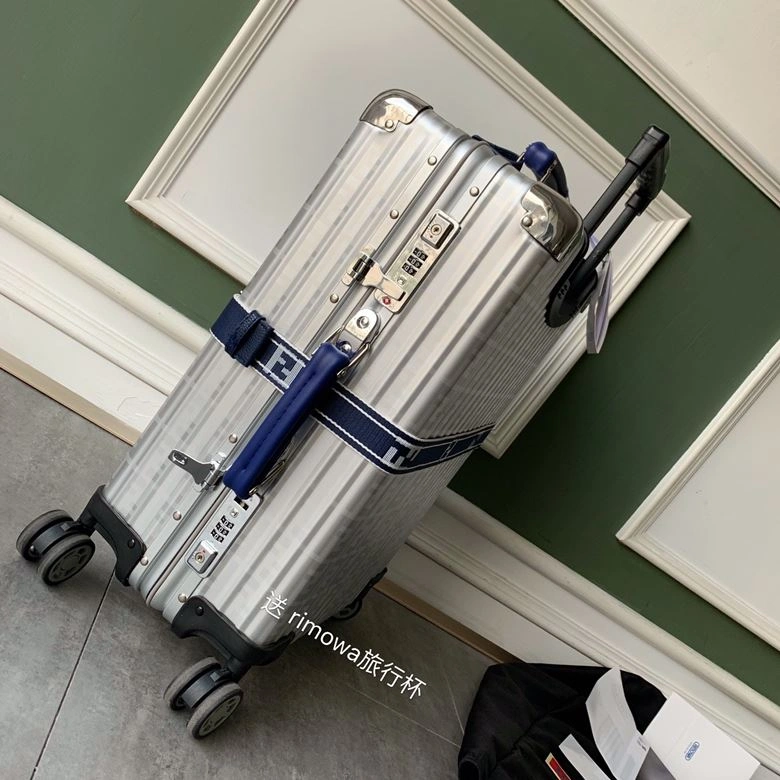 R1m0wa suitcase 4461-0054
