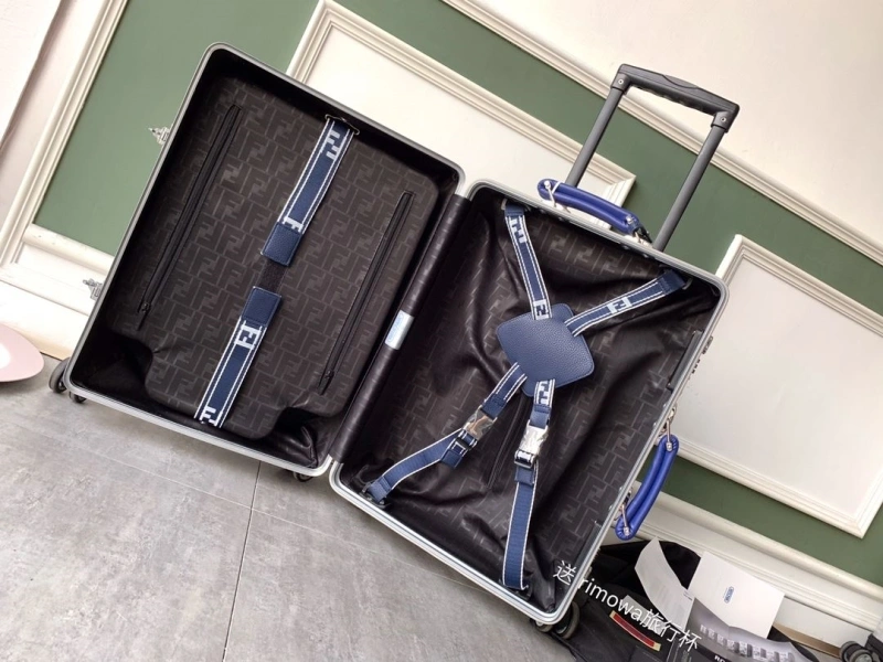 R1m0wa suitcase 4461-0054