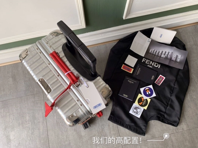 R1m0wa suitcase 4461-0055