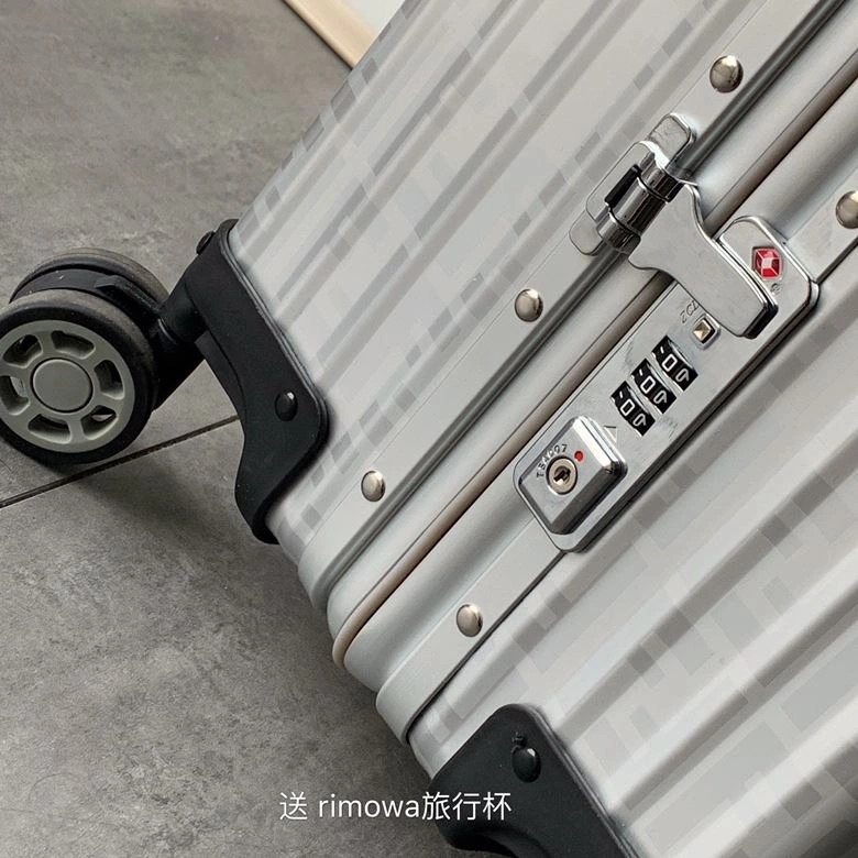 R1m0wa suitcase 4461-0056