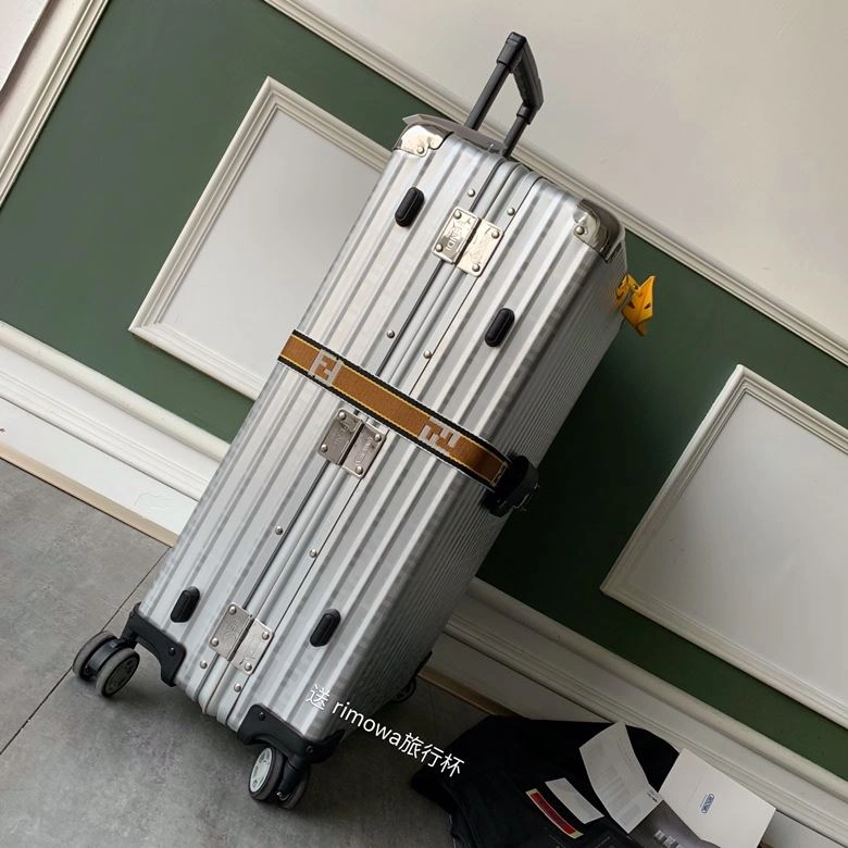 R1m0wa suitcase 4461-0056