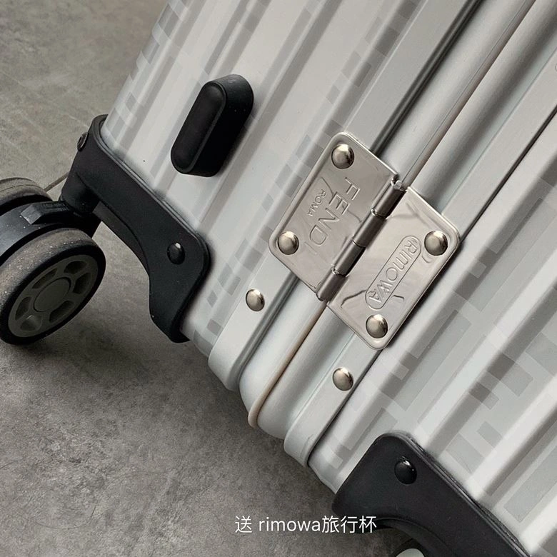 R1m0wa suitcase 4461-0056