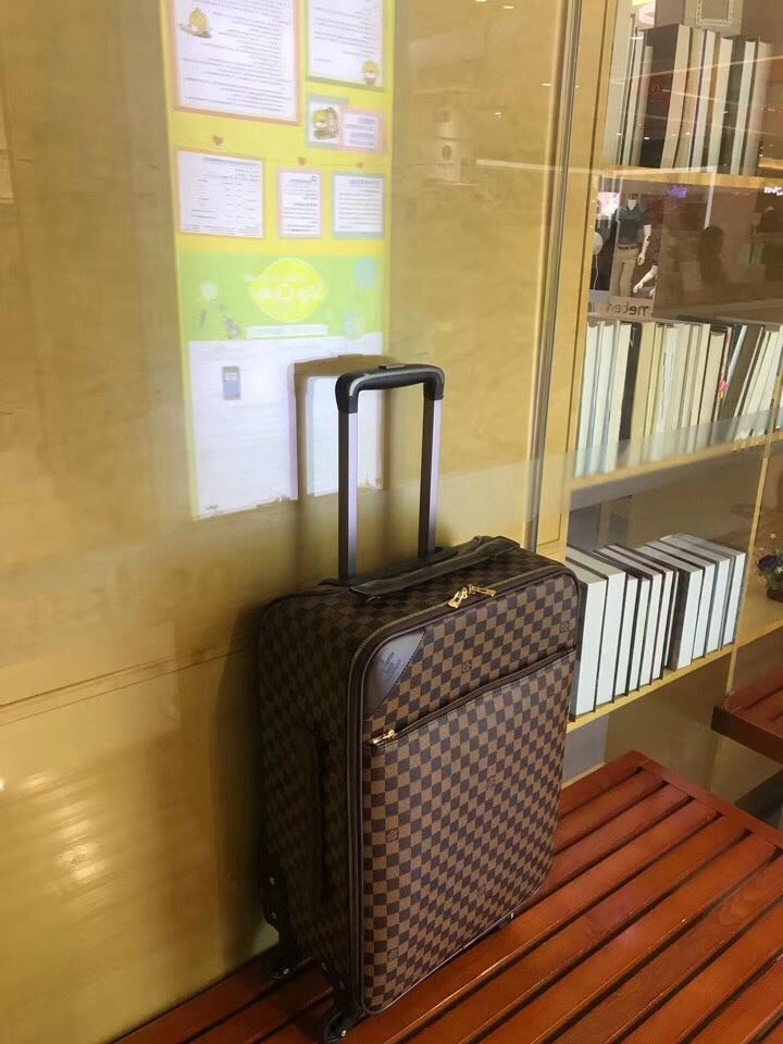 LV Suitcase 4461-0060