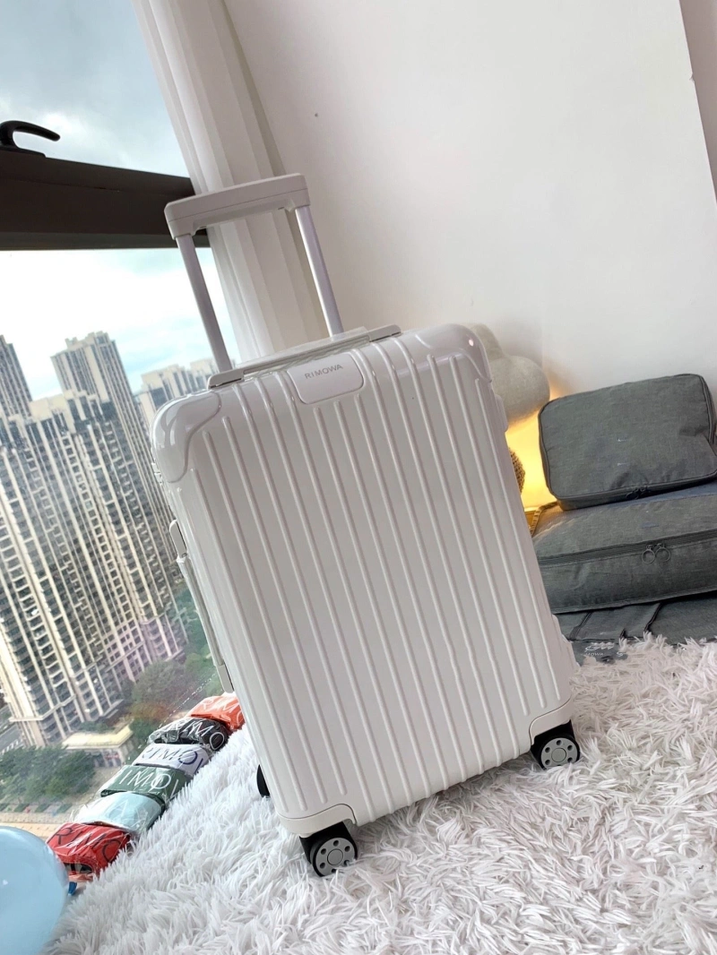R1m0wa suitcase 4461-0061