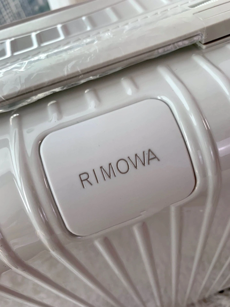 R1m0wa suitcase 4461-0061